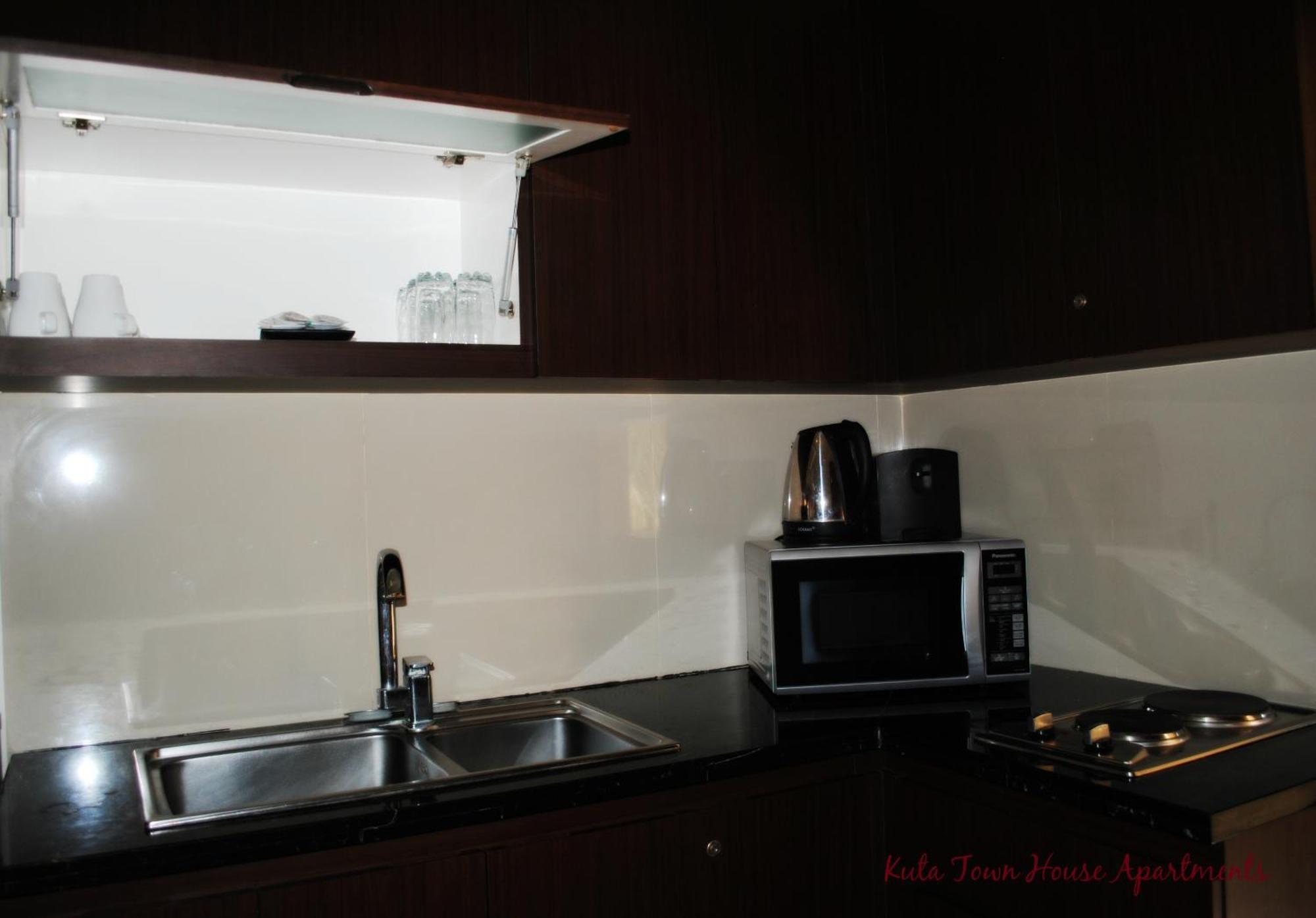 Kuta Town House Apartments Δωμάτιο φωτογραφία